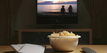 Which platform to choose to watch your favorite movies: useful tips