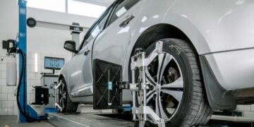 Технология регулировки «сход-развал»: каких правил необходимо придерживаться