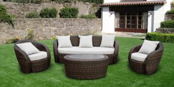 Мебель для сада: ключевые требования и советы по выбору