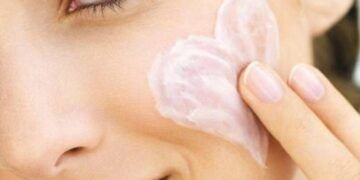 Косметика Clarity: унікальний підхід до догляду за шкірою обличчя