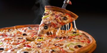Як приготувати піцу: основні правила та поради професіоналів