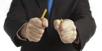 Ликвидация предприятия: возможные причины, ключевые правила и советы