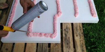 Різновиди клею для пінополістиролу: рекомендації щодо вибору та сфера застосування