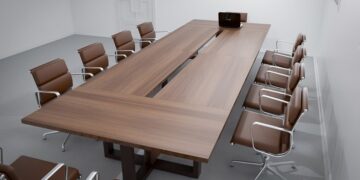 Стол для конференций: ключевые особенности и преимущества