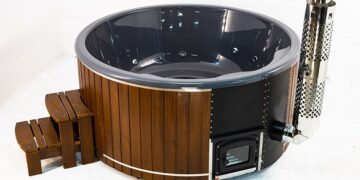 Чани на дровах від компанії RelaxTub: сучасне рішення для комфортного відпочинку на природі