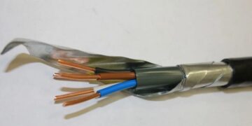 Какие кабели и данные используются в геодезии