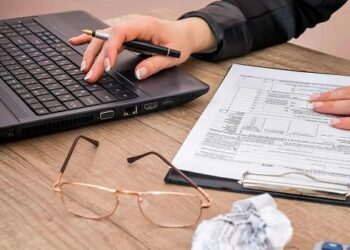 Подготовка отчета для налоговой в Украине: правила и советы