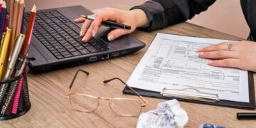 Подготовка отчета для налоговой в Украине: правила и советы