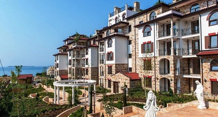 Как выбрать недвижимость в Болгарии: советы по району, цене и документам