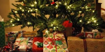 Новорічні подарунки: переваги, різновиди та вибір