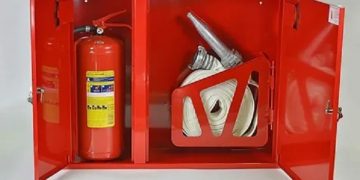 Пожежні шафи: практичне зберігання обладнання для безпеки